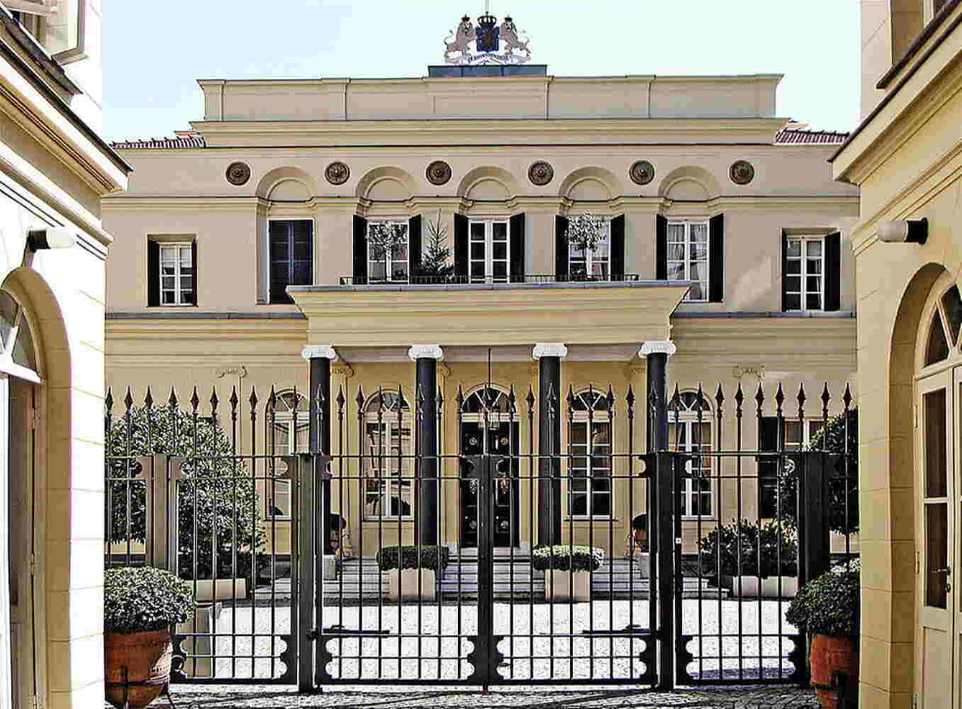 Dutch Consulate